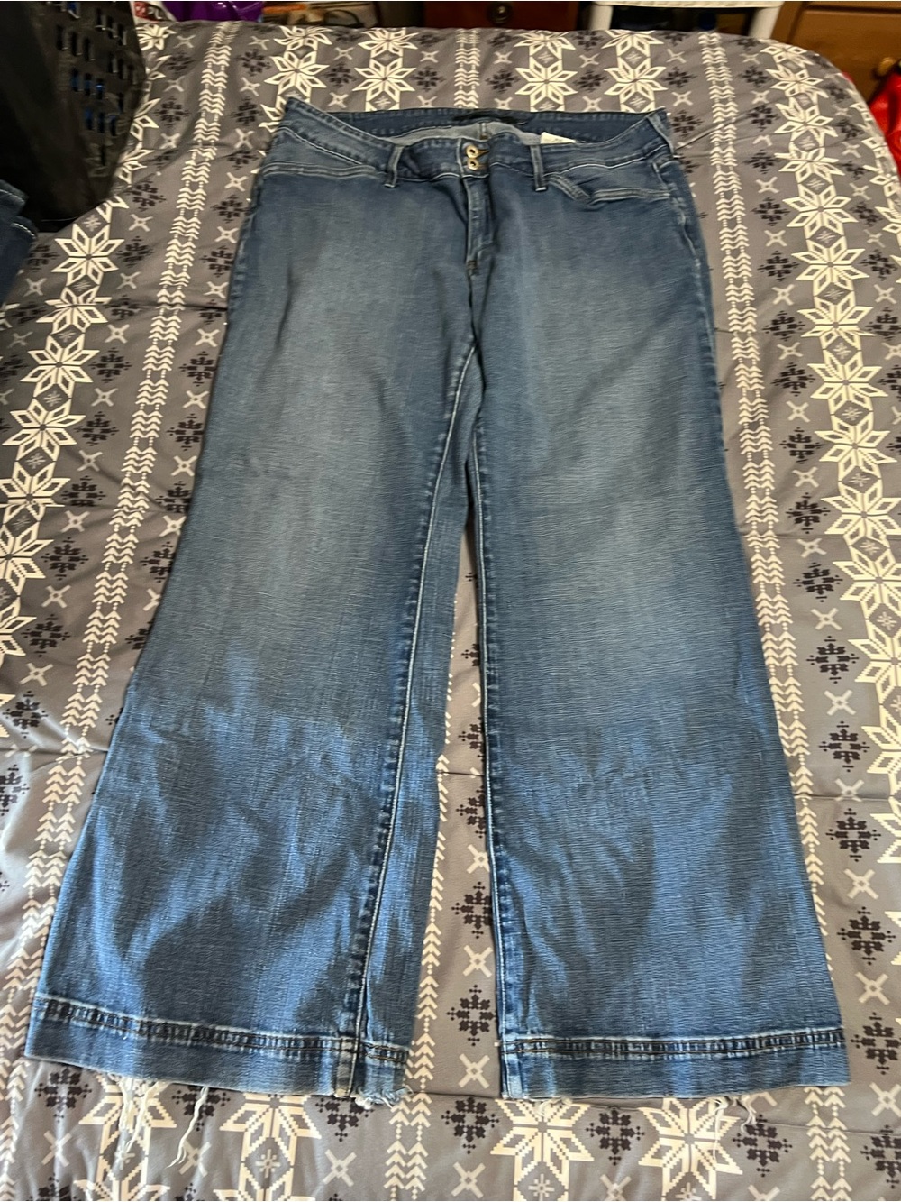 Levi's Women's Wide Leg Jeans in Medium Blue Wash